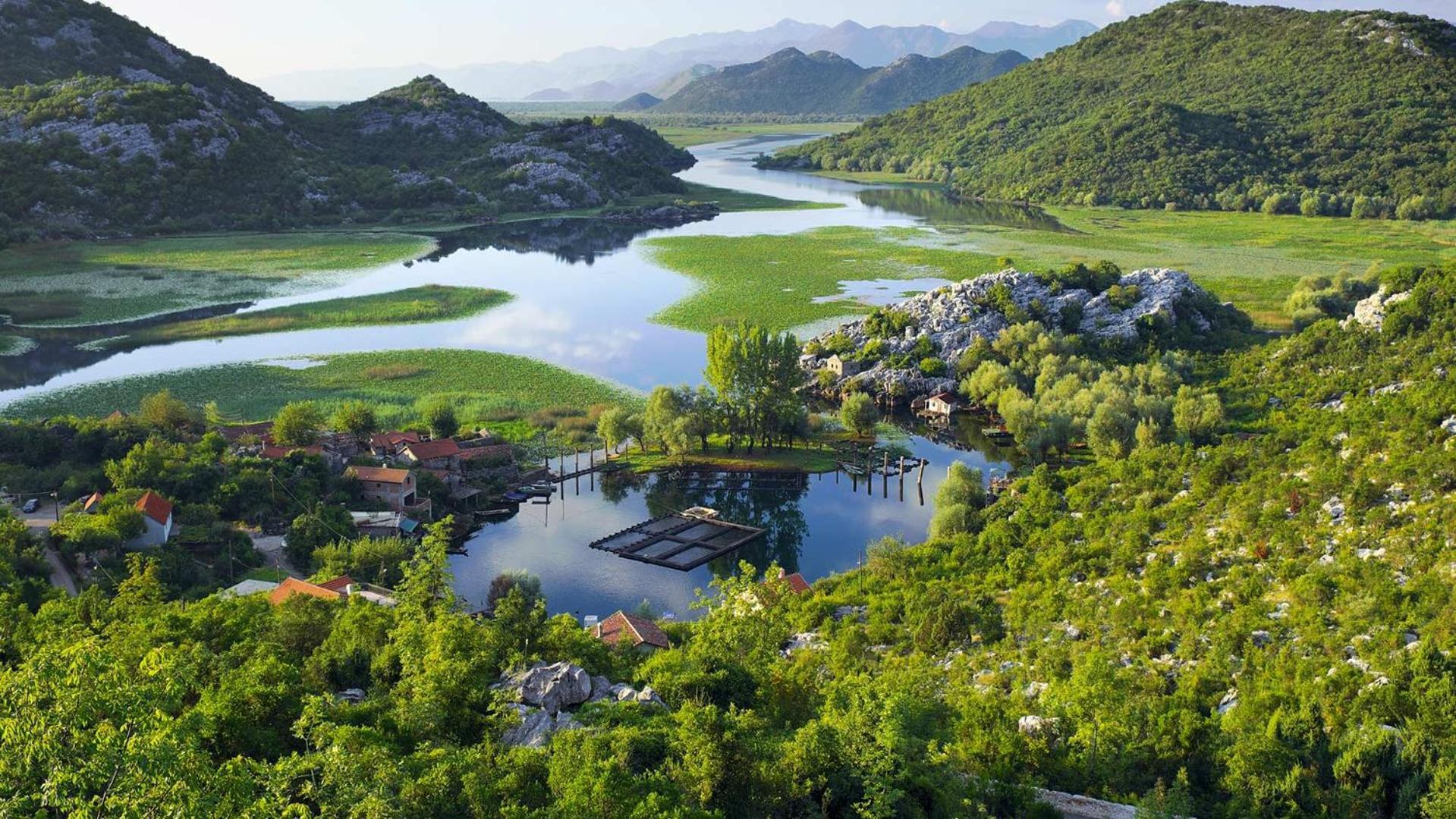 Lakeside Oasis Home Karuc エクステリア 写真